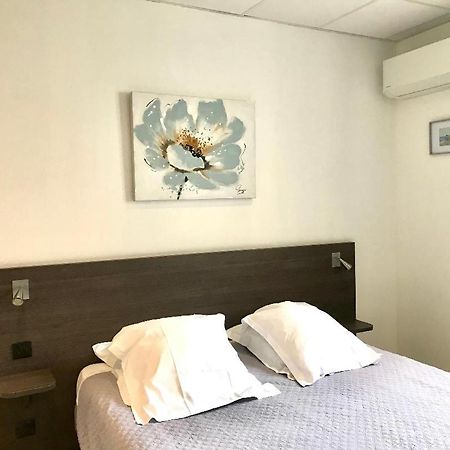 Marine de Pietracorbara Hotel Restaurant Les Chasseurs מראה חיצוני תמונה