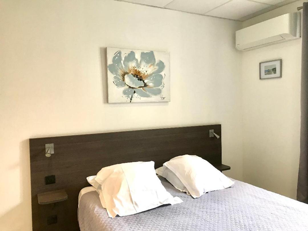 Marine de Pietracorbara Hotel Restaurant Les Chasseurs מראה חיצוני תמונה